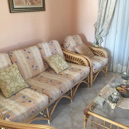 Vakantiehuis Sea Front 2 Bed House *